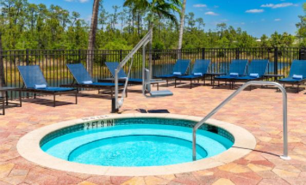Embassy Suites by Hilton Fort Myers Estero