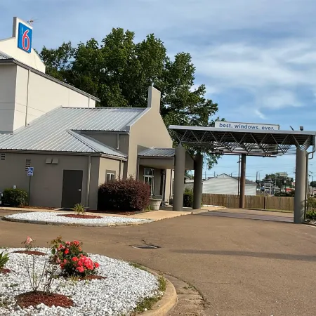 Motel 6 Pearl, MS - Jackson Airport