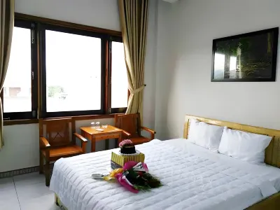 Bắc Nam Motel Các khách sạn ở Hòa Minh