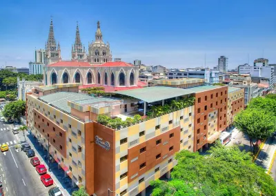 Grand Hotel Guayaquil, Ascend Hotel Collection Hotels near Monument to Gabriel Garcia Moreno