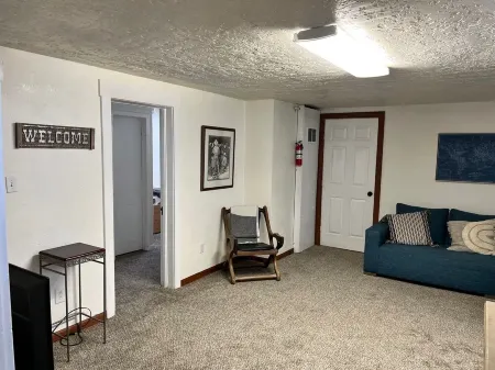 The Spacious, Vintage House on the Ranch