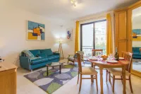 Lovely Apart by the Sea Sliema - Happy Rentals