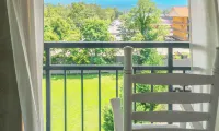 Arbors at Island Landing Hotel & Suites - Dağ Manzaralı