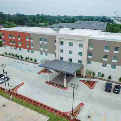 Holiday Inn Express & Suites Lake Charles South Casino Area Hotel Exterior