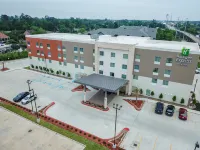 Holiday Inn Express & Suites Lake Charles South Casino Area