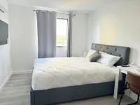 Main Residences Hotels in Russell Island