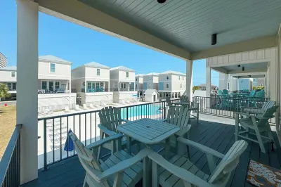 Some Beach Hotels in Gulf Shores