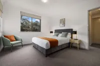 Oxley Court Serviced Apartments Các khách sạn ở Griffith