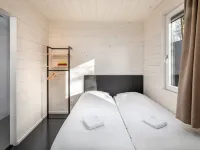 Lodge in Schaijk with Garden Terrace Hotels in Landerd