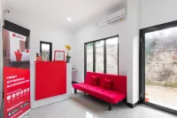 RedDoorz Plus Near Trans Studio Cibubur 2 Hotels in Jatisampurna