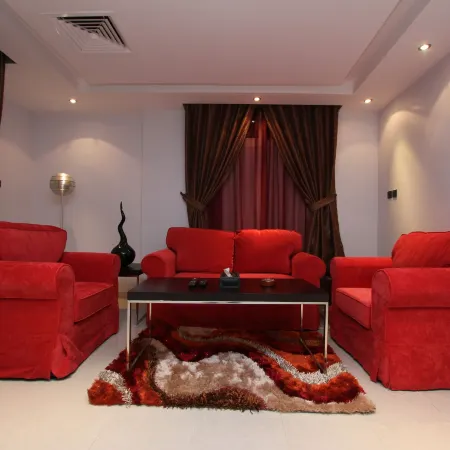 Raoum Inn Hail