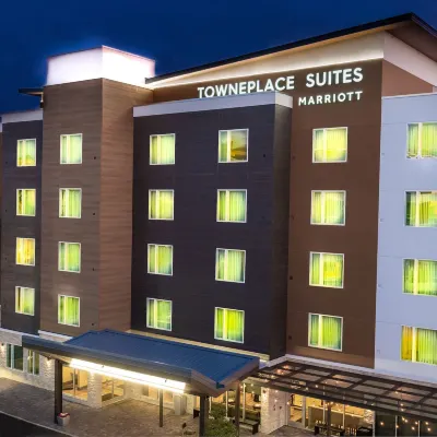 TownePlace Suites Las Vegas Stadium District Hotels near تي-موبايل أرينا