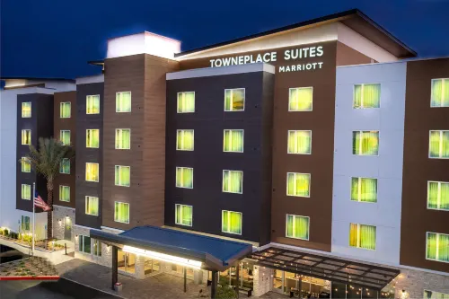 拉斯維加斯體育場區TownePlace Suites套房飯店 - 機場接送