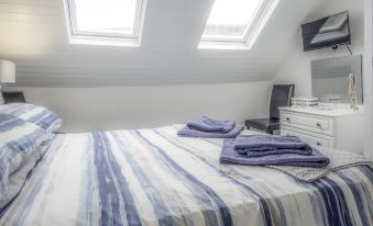 St Julians View - 1 Bedroom Apartment - Tenby