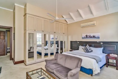 Albion Manor Отели рядом с достопримечательностью «Университет Квазулу-Натал»