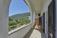 Marciana Hills Apartments - Mountain view