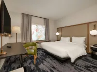 Fairfield Inn & Suites Lodi Hotels in Lodi