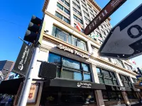 Gaslamp Plaza Suites Hotels near San Diego Air & Space Museum