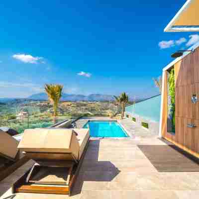 Oleas Suite Moon Private Pool Fitness & Recreational Facilities