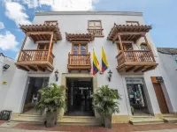Hotel Boutique la Artilleria Hotels near Monumento Torre del Reloj