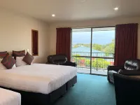 Asure Ashley Motor Lodge Hotels in Тімару