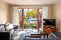 Settlers Boutique Motel Hotels in Hanmer Springs