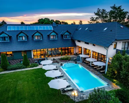 Christinenhof & Spa Hotels in Tauer