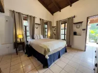 Hotel Cacique Real Hôtels à : Ciudad Vieja