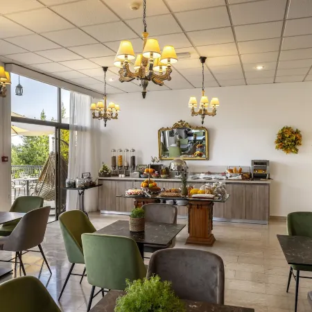Stephanos Hotel Apartments