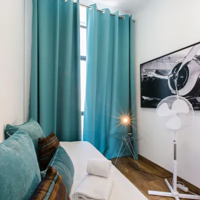 Faro Cosy Guesthouse Hotels near iSea