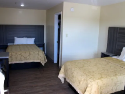 Homestead Inn Hotels in Canton