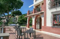 La Dolce Vita Hotels in Arma di Taggia