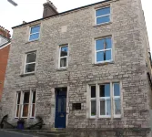 Taunton House B&B Hotel dekat Durlston Castle