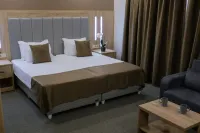 Sps Hotel