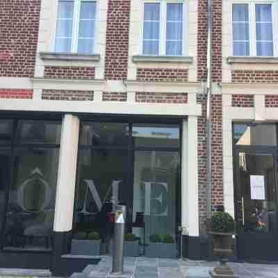 Le Dome Hotel Exterior