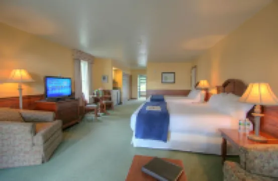 Spruce Point Inn Resort and Spa