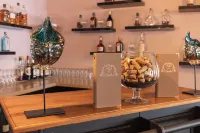 Hôtel-Restaurant des Augustins Hotel di Les Eyzies-De-Tayac-Sireuil