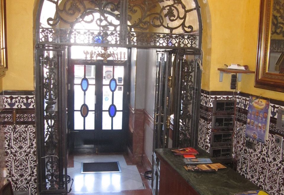 호텔 바코 세비야 외관 및 객실