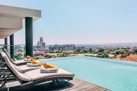 Reserved Suites Illovo - Infinity Pools