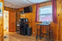 Vacation UniquEly cottage #2