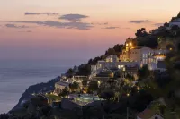 Furore Grand Hotel - parking