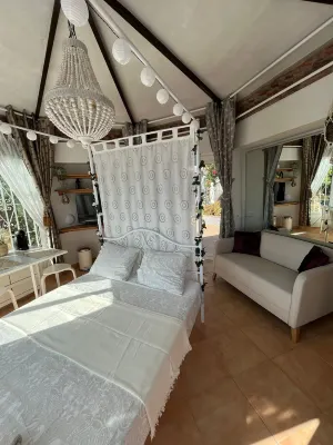 Casa Hermosa Hotels in Cala del Moral