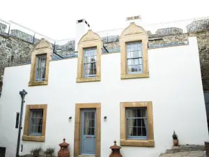 Mingary Castle - Restaurant with Rooms