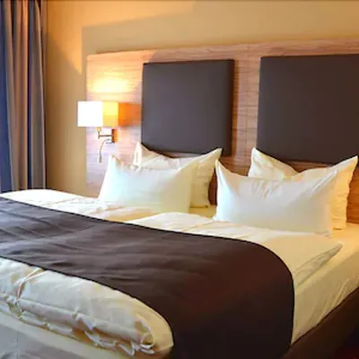 Altstadthotel Harburg Hotel dekat Cagar Alam Heuckenlock