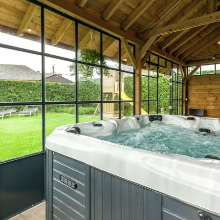 Beach Home with Bubble Bath
