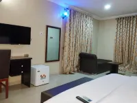 Breakfort Hotel and Suites Hotels near Unity Park