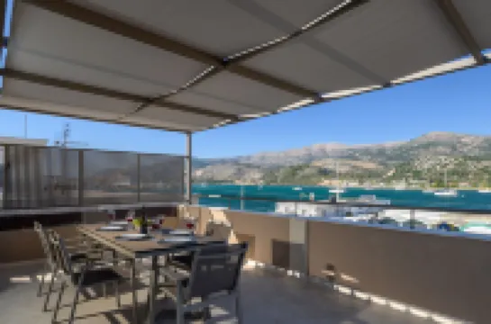 Centro Y Mar! Central Penthouse with Terrace!