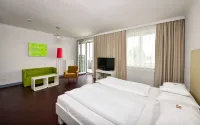 Stanys - Das Apartmenthotel - balcony