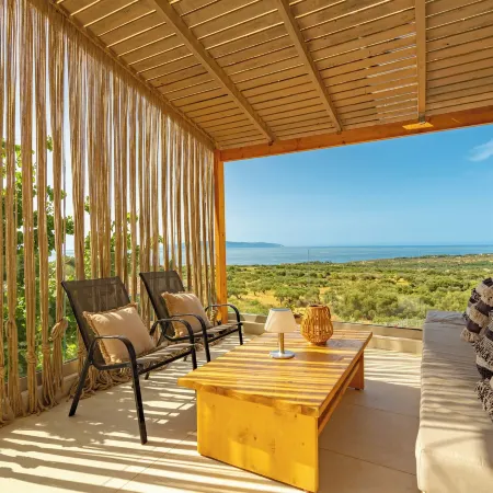 Hilltop Resort
