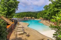 Petit Crest Villas Hotels in Pickens County